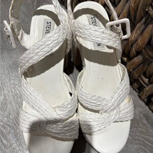 Steve Madden White Espadrilles Minimalist Design